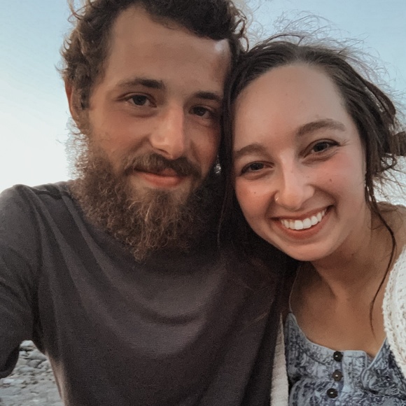 Meet your Posher, Rebecca Hendrickson - Picture 2 of 3